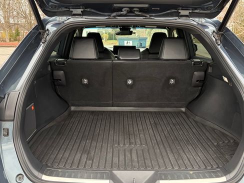 Used 2021 Toyota Venza XLE w/ Softex Package image 9