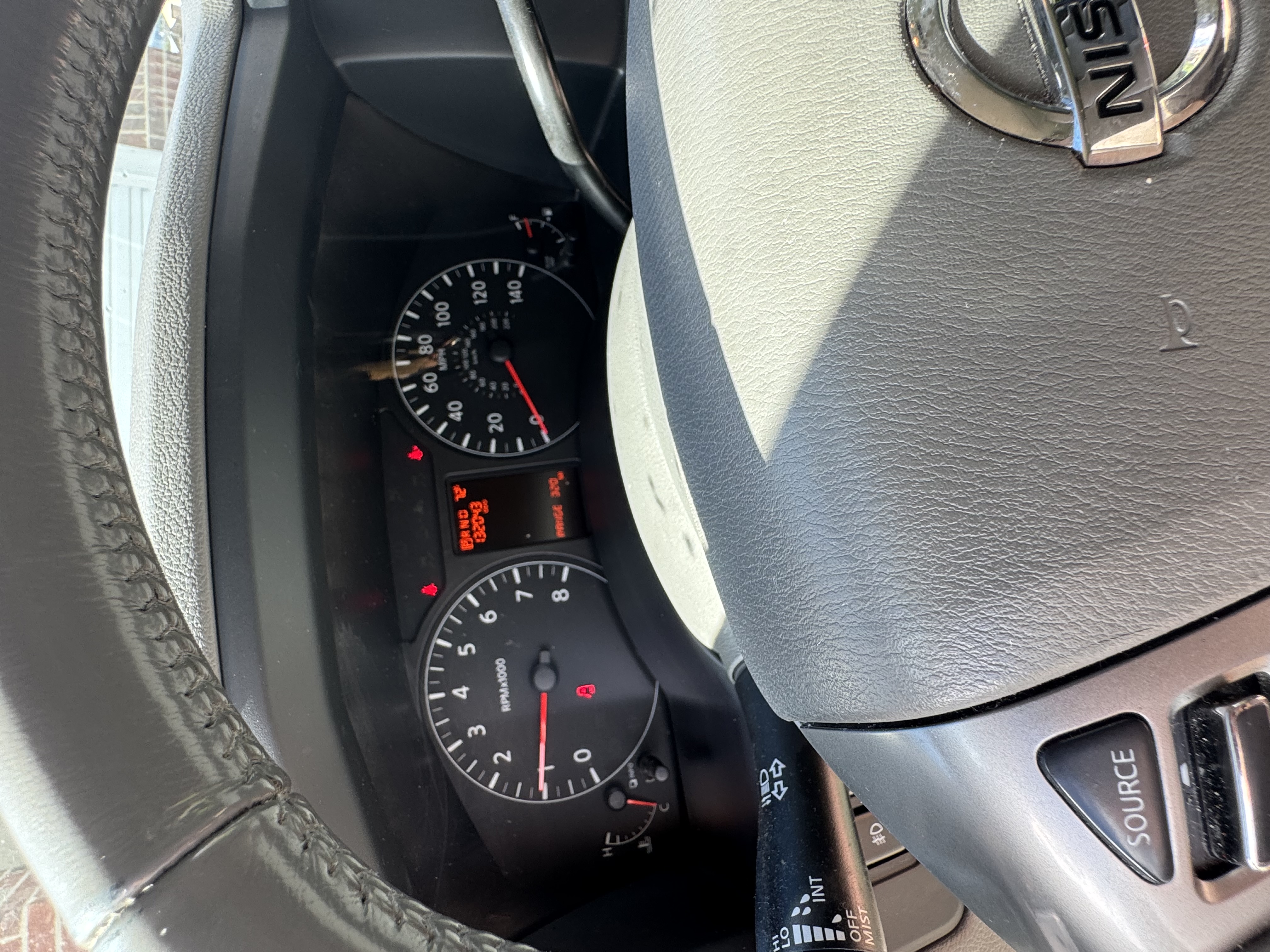 Used 2020 Nissan NV 3500 SL RWD image 21