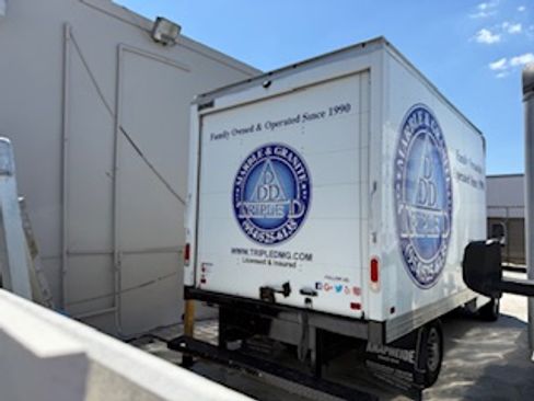 Used 2022 Chevrolet Express 3500 w/ Power Convenience Package image 2