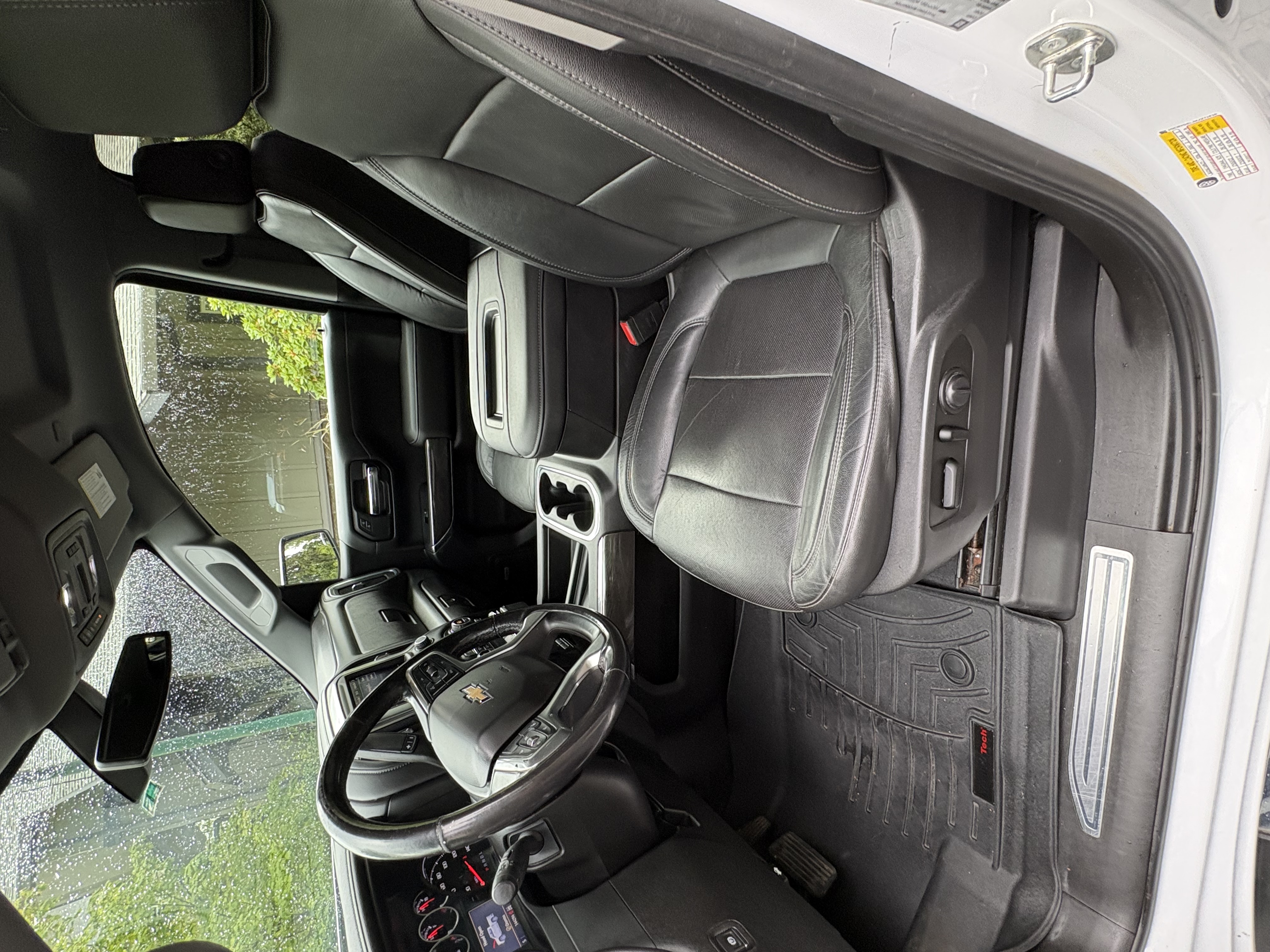Used 2019 Chevrolet Silverado 1500 LTZ w/ LTZ Plus Package AWD/4WD image 15