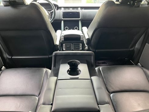 Used 2020 Land Rover Range Rover HSE image 21