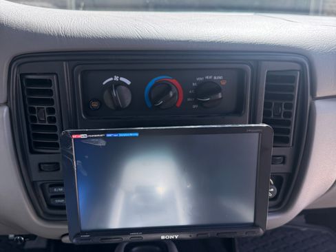 Used 1995 Chevrolet Impala SS image 10