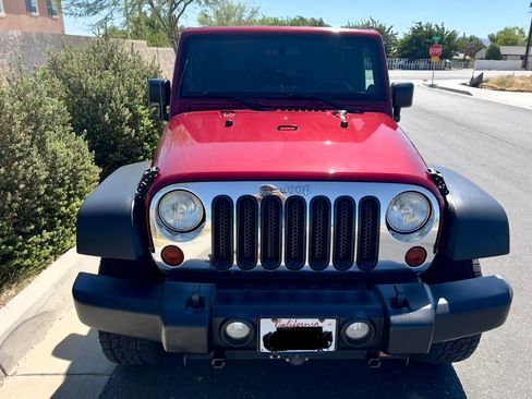 Used 2011 Jeep Wrangler Unlimited Sport AWD/4WD image 4