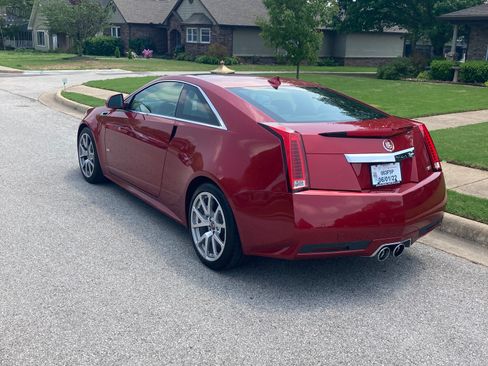 Used 2011 Cadillac CTS V w/ Wood Trim Package image 23