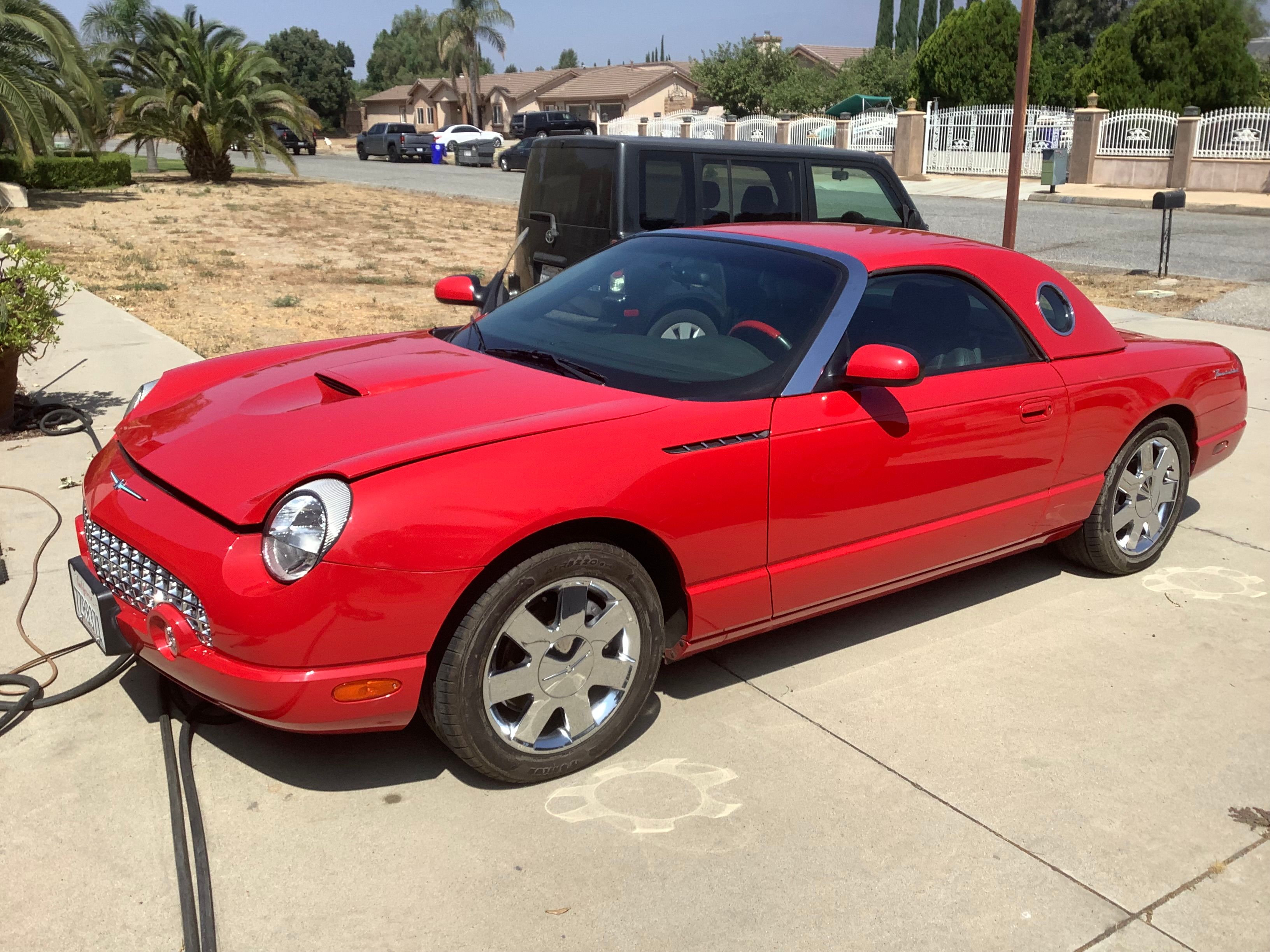 Used 2002 Ford Thunderbird RWD image 6