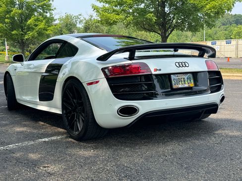 Used 2011 Audi R8 V10 AWD/4WD image 4