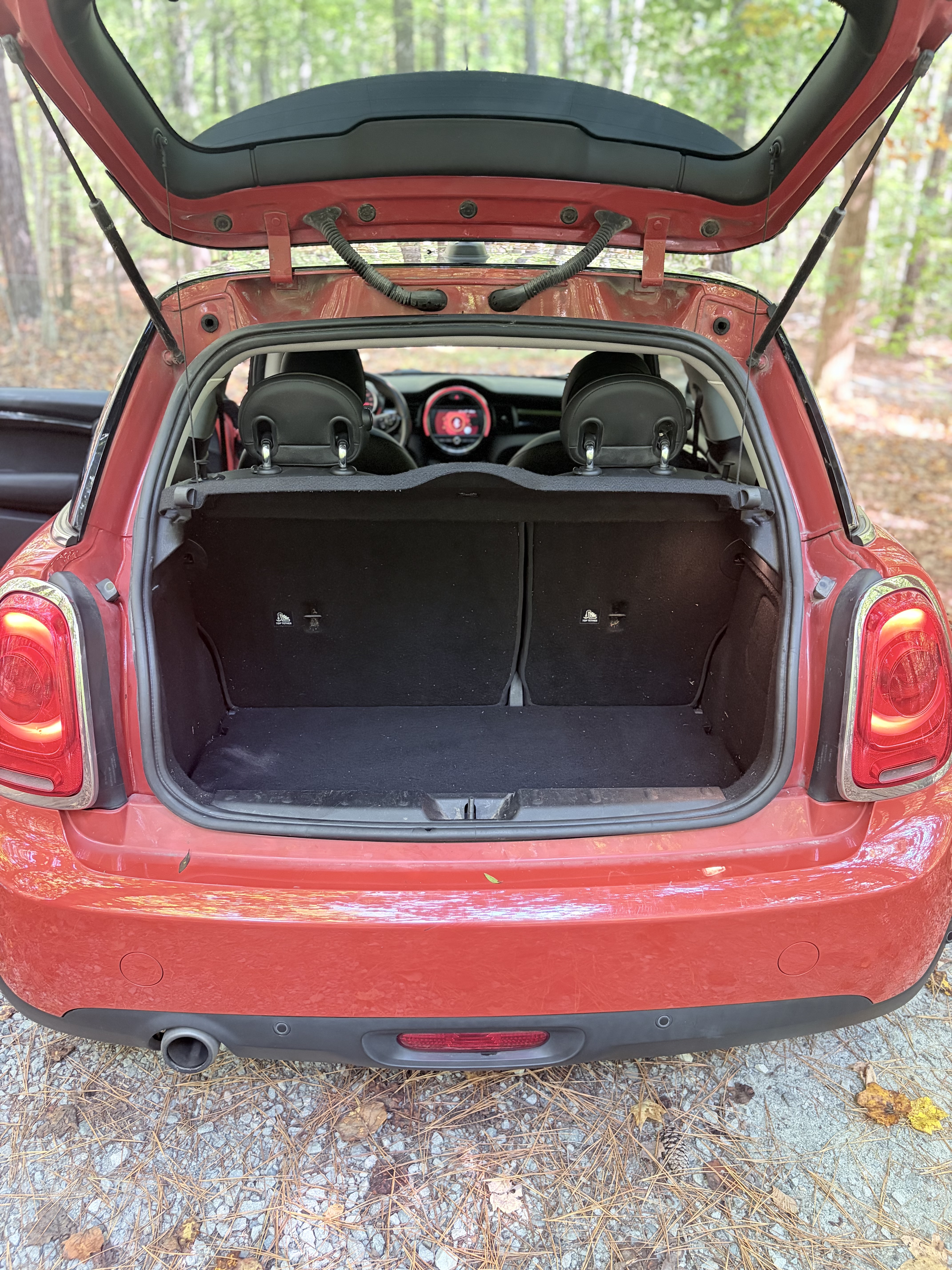 Used 2019 MINI Cooper 2-Door Hardtop FWD image 10