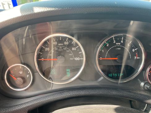 Used 2015 Jeep Wrangler Unlimited Sport w/ Quick Order Package 24S image 11