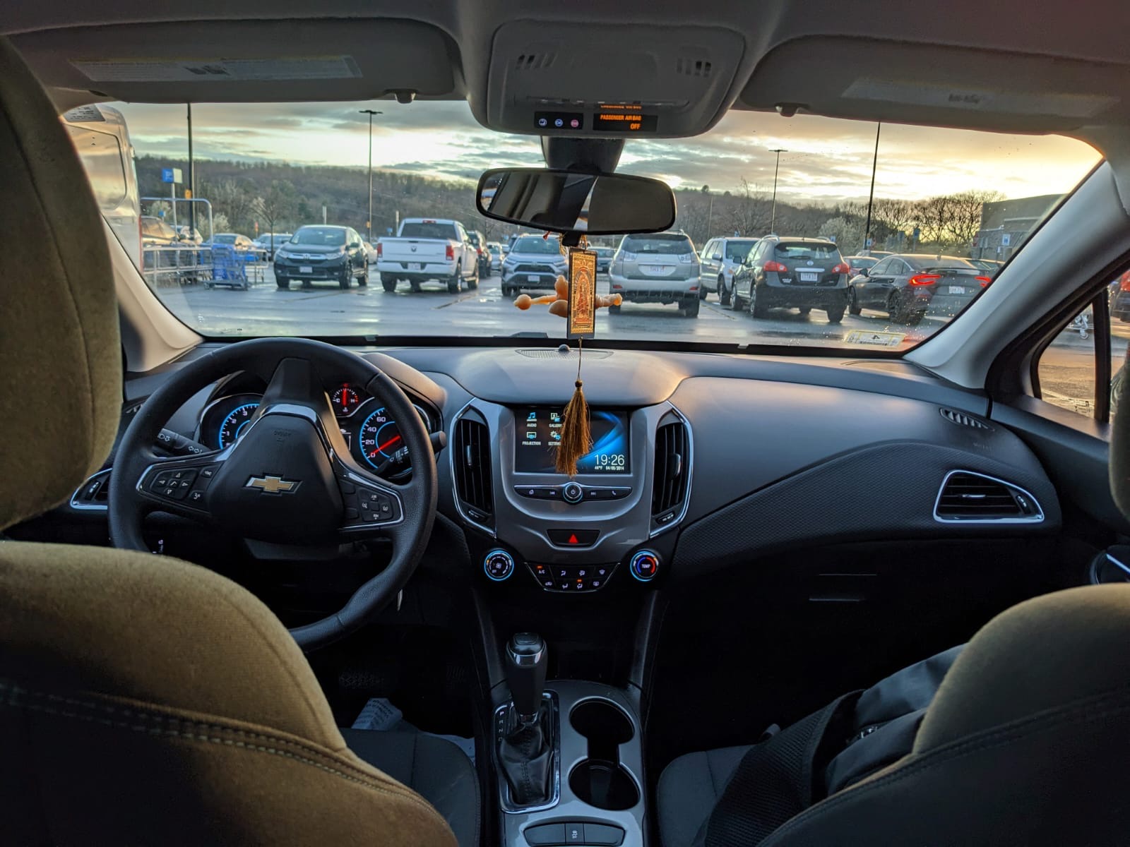 Used 2016 Chevrolet Cruze LT FWD image 5