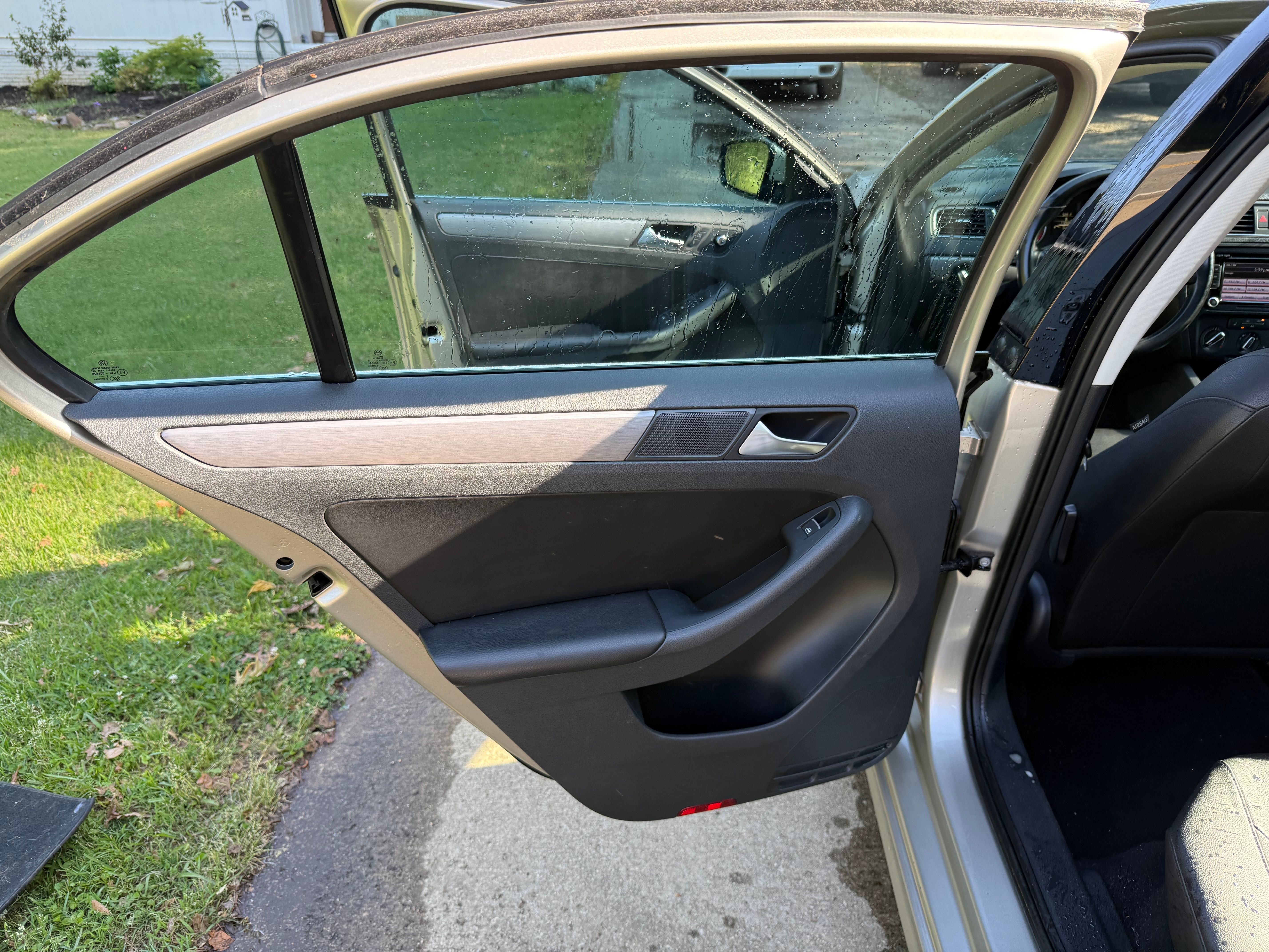 Used 2013 Volkswagen Jetta TDI FWD image 6