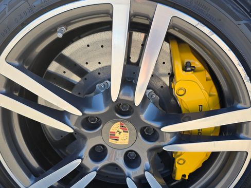 Used 2014 Porsche Panamera Turbo S Executive image 21