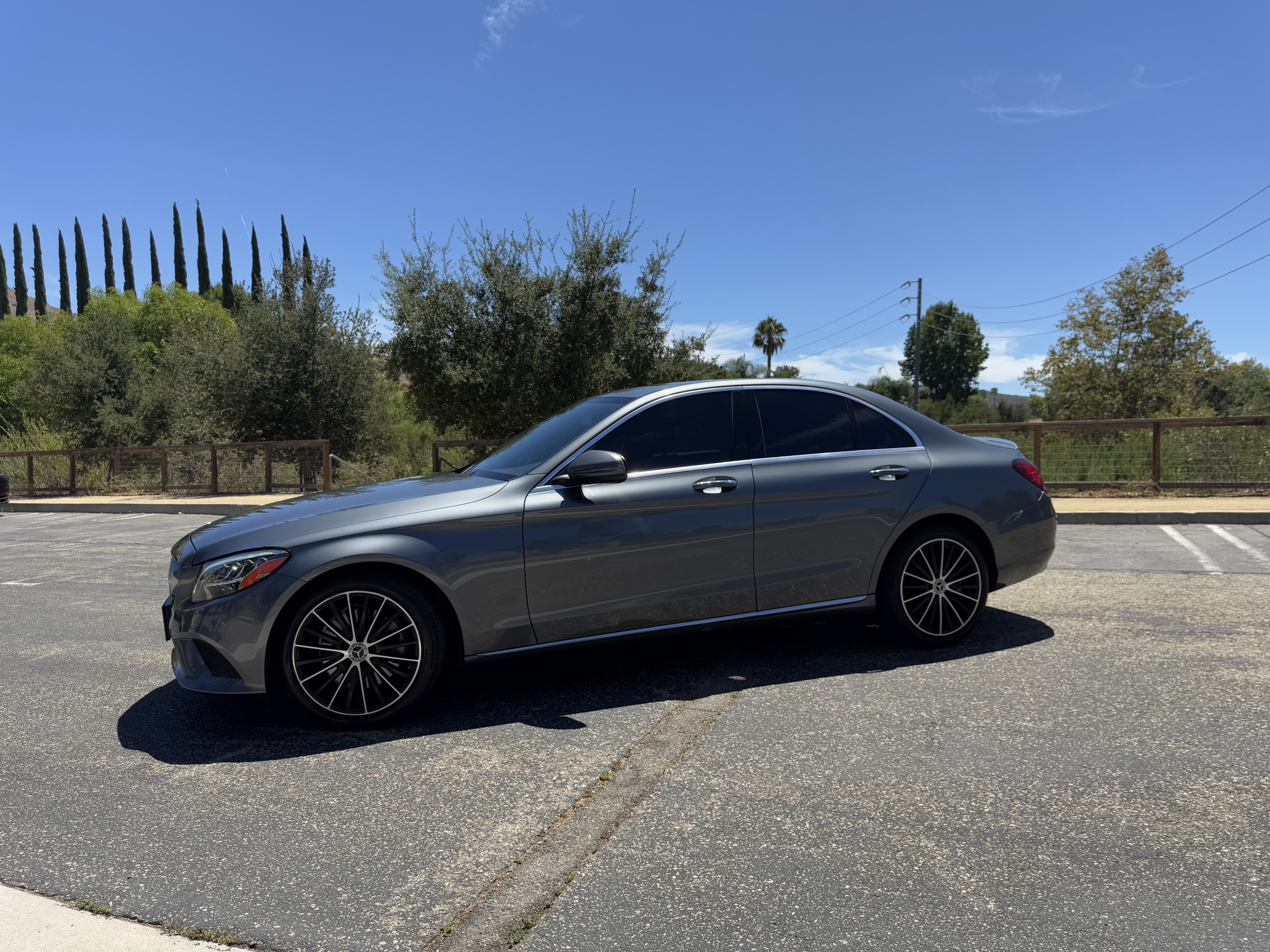 Used 2019 Mercedes-Benz C 300 Sedan image 2