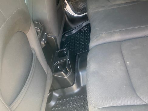 Used 2020 Jeep Wrangler Unlimited Sport S AWD/4WD image 8