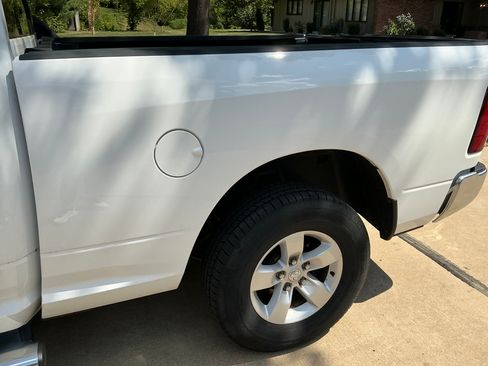 Used 2018 RAM 1500 Classic SLT AWD/4WD image 22