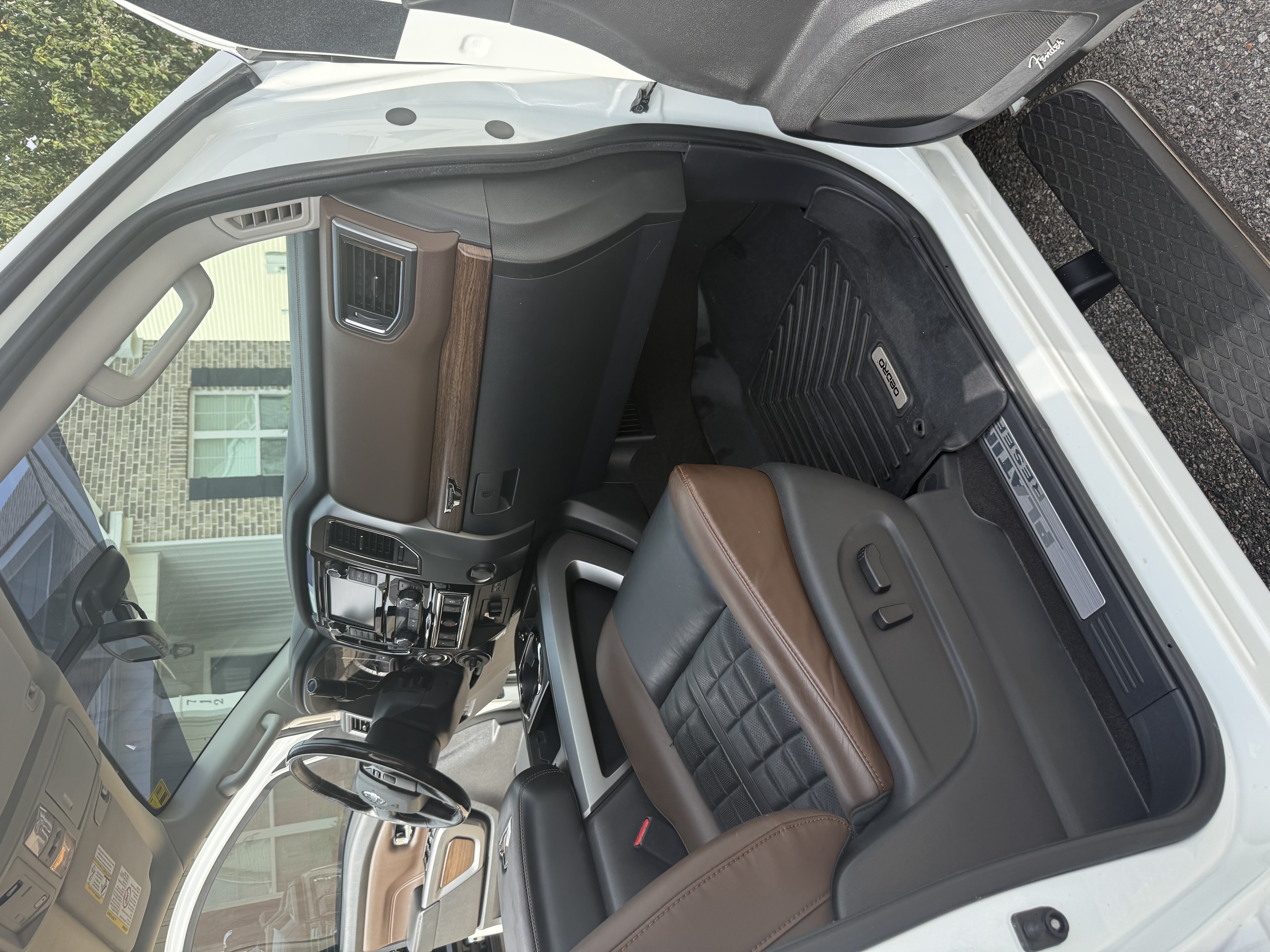 Used 2019 Nissan Titan Platinum Reserve w/ Platinum Utility Package AWD/4WD image 14