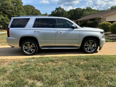 Used 2015 Chevrolet Tahoe LTZ AWD/4WD image 2