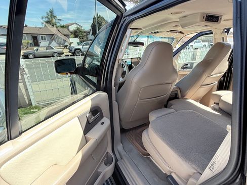 Used 2003 Ford Expedition Eddie Bauer image 24