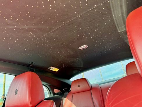 Used 2015 Rolls-Royce Wraith RWD image 11