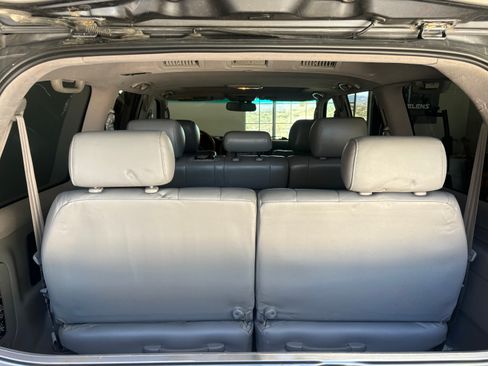 Used 2004 Lexus LX 470 4WD image 9