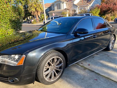 Used 2011 Audi A8 L 4.2 image 13