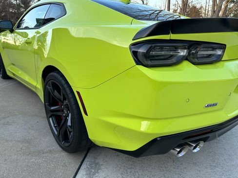 Used 2021 Chevrolet Camaro SS image 13