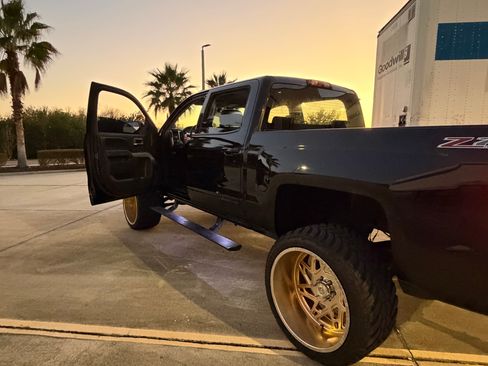 Used 2015 Chevrolet Silverado 1500 LT w/ All Star Edition image 10