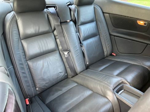 Used 2011 Volvo C70 T5 image 21