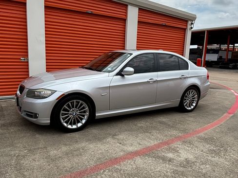 Used 2011 BMW 335i Sedan RWD image 14