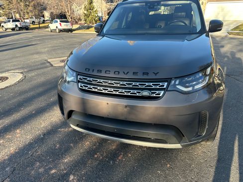 Used 2017 Land Rover Discovery HSE Luxury image 9