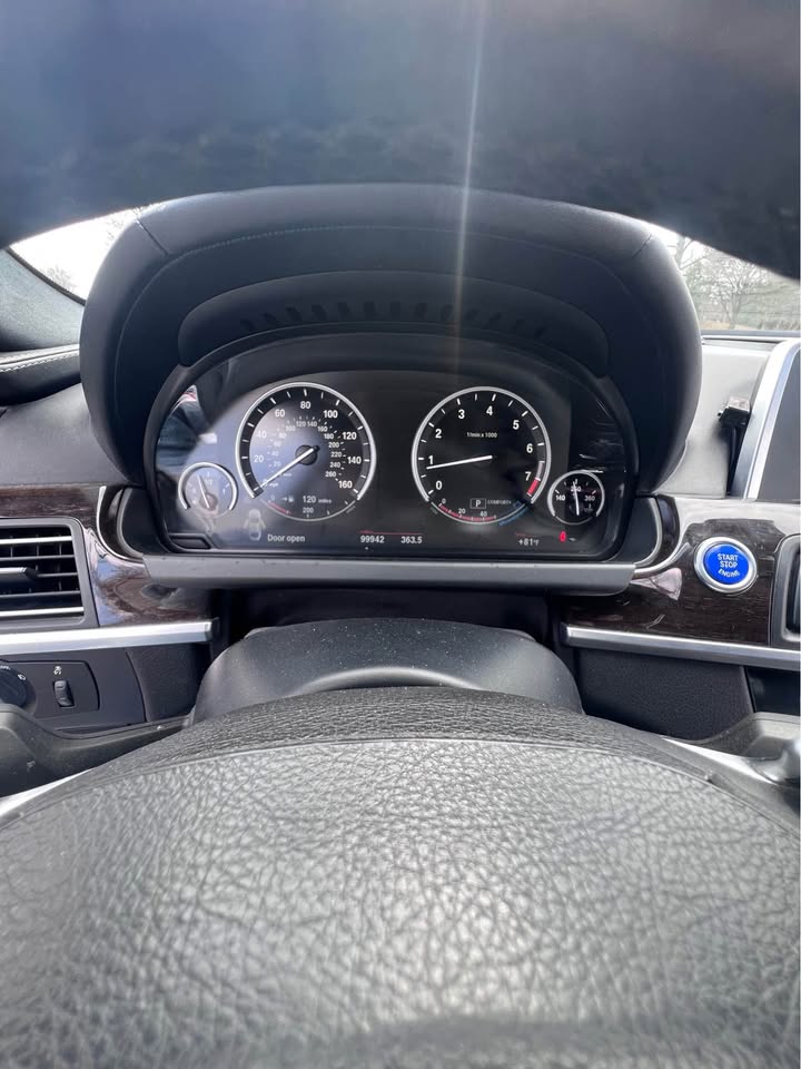 Used 2012 BMW 650i xDrive Coupe AWD/4WD image 5