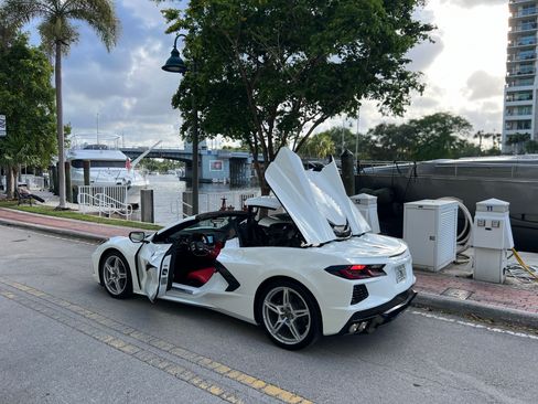 Used 2024 Chevrolet Corvette Stingray Preferred Conv w/ 2LT image 5