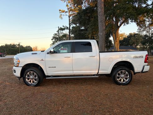 Used 2020 RAM 2500 Laramie image 1