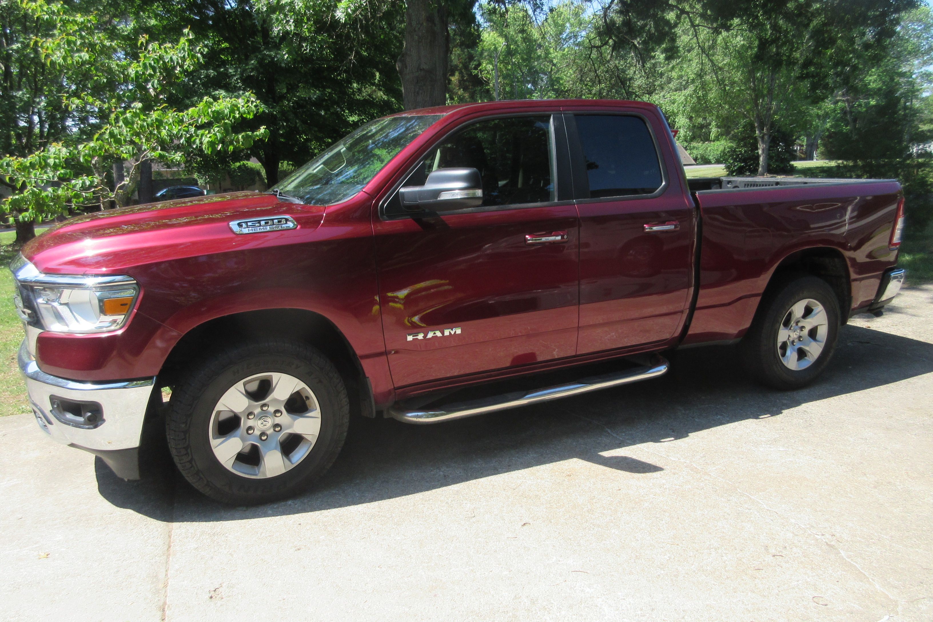 Used 2020 RAM 1500 Big Horn AWD/4WD image 1