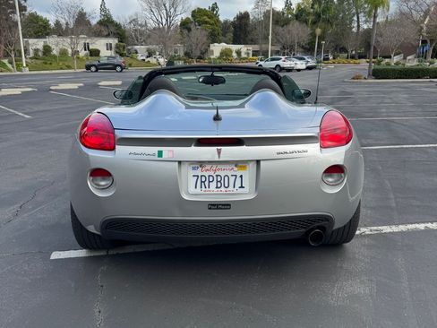 Used 2008 Pontiac Solstice Convertible w/ Premium Package image 13