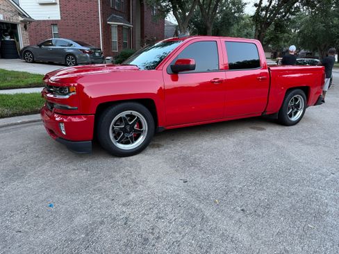 Used 2017 Chevrolet Silverado 1500 LTZ w/ Texas Edition image 2