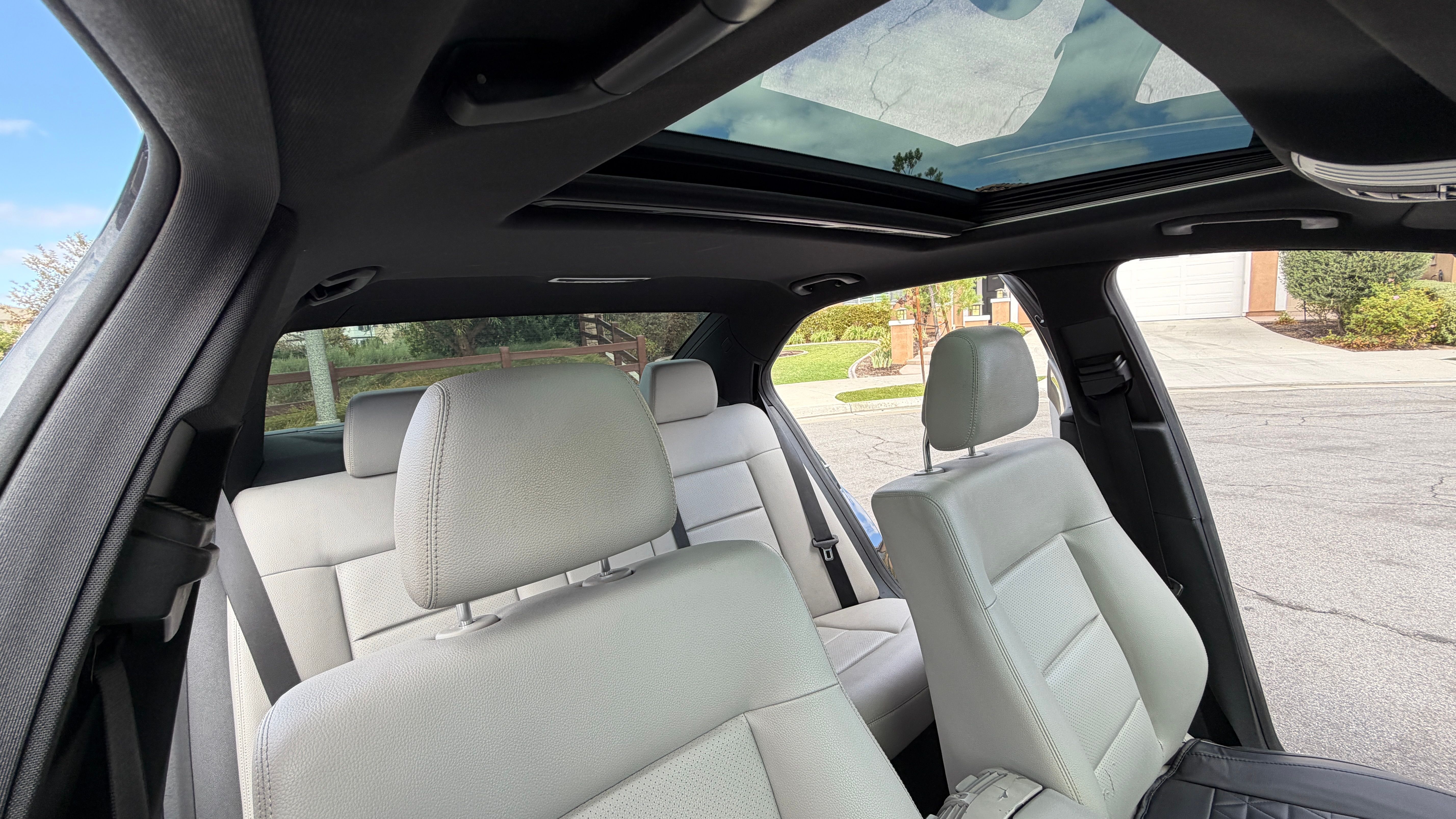 Used 2012 Mercedes-Benz E 350 Sedan image 26