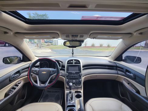 Used 2014 Chevrolet Malibu LTZ image 17