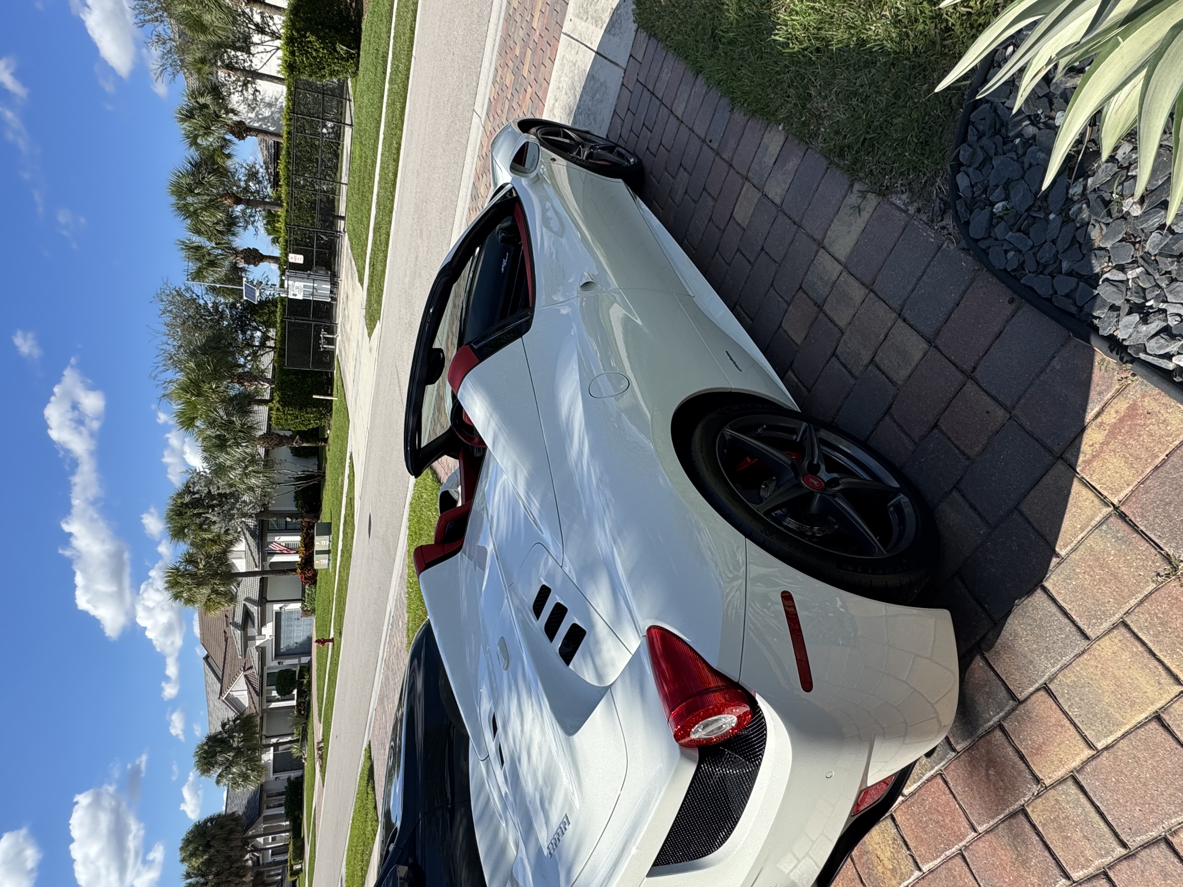 Used 2015 Ferrari 458 Spider RWD image 14