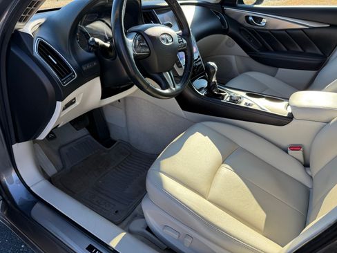 Used 2015 INFINITI Q50 2.0t w/ Moonroof Package image 12