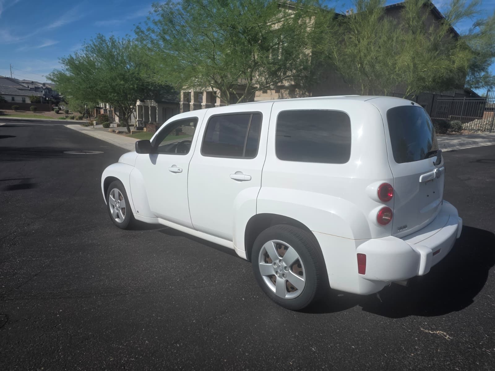 Used 2010 Chevrolet HHR LS FWD image 5