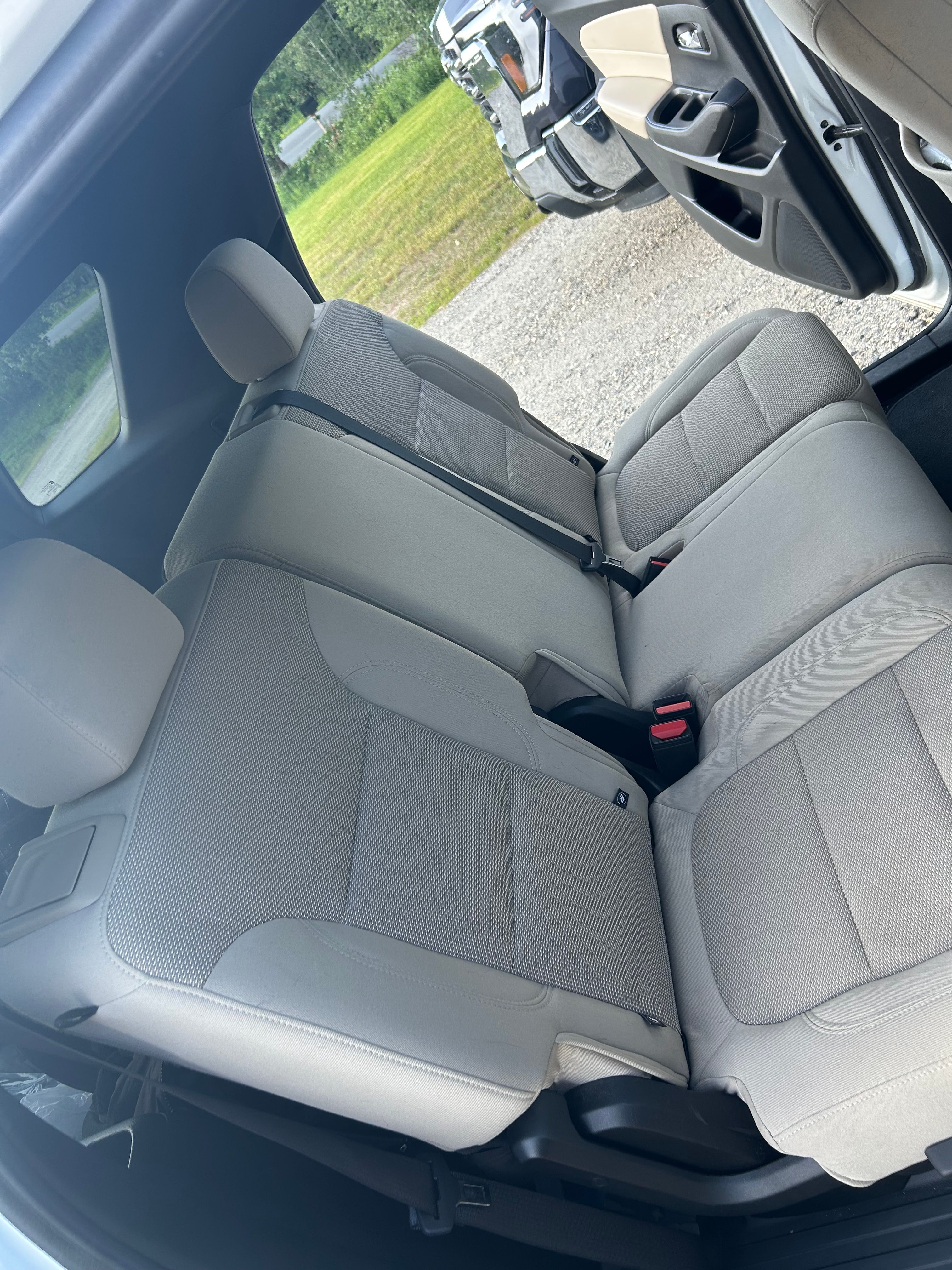 Used 2022 Chevrolet Traverse LS w/ Midnight/Sport Edition AWD/4WD image 16
