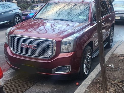 Used 2016 GMC Yukon Denali w/ Open Road Package image 1