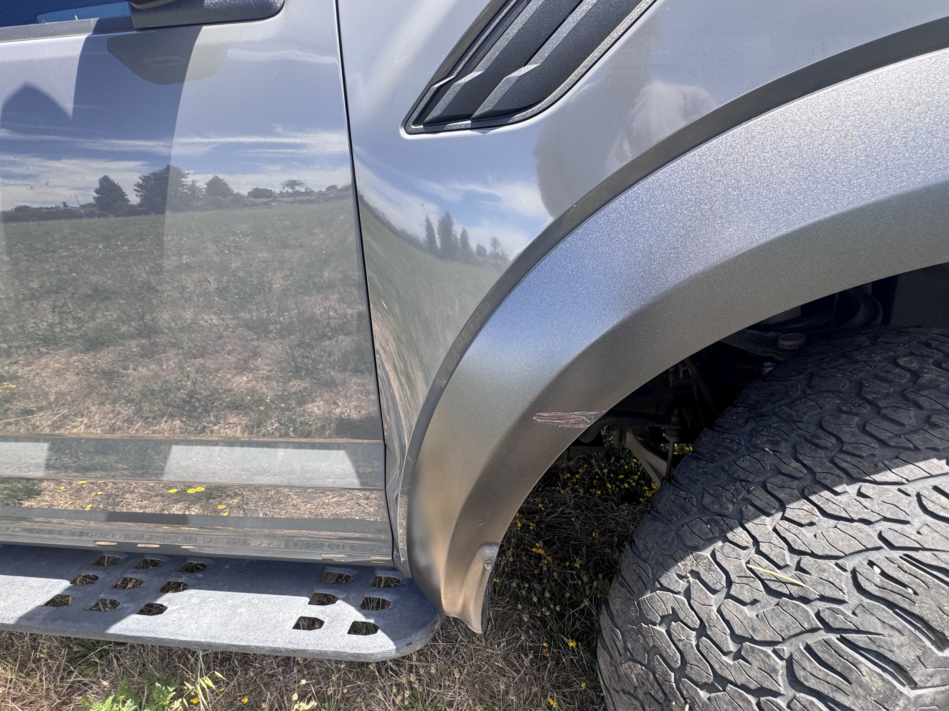 Used 2018 Ford F150 Raptor w/ Equipment Group 802A Luxury AWD/4WD image 12