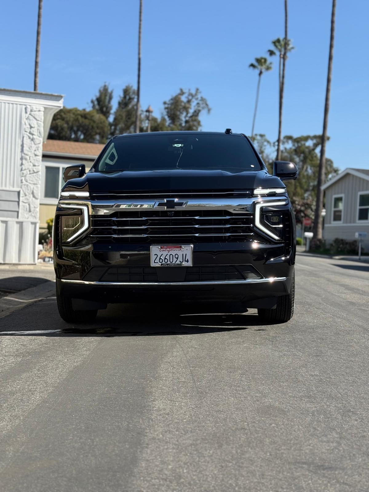 Used 2026 Chevrolet Suburban LT w/ LPO, Dark Essentials Package AWD/4WD image 4