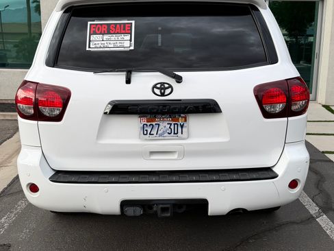 Used 2021 Toyota Sequoia TRD Sport AWD/4WD image 16