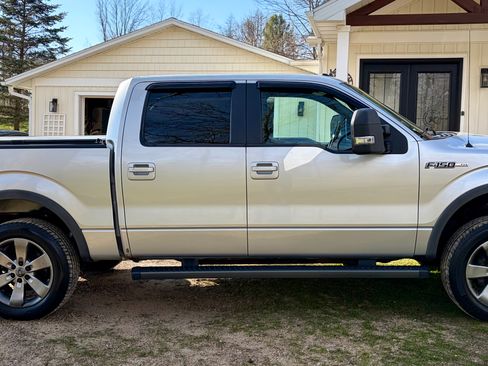 Used 2012 Ford F150 FX4 w/ FX Luxury Pkg image 8