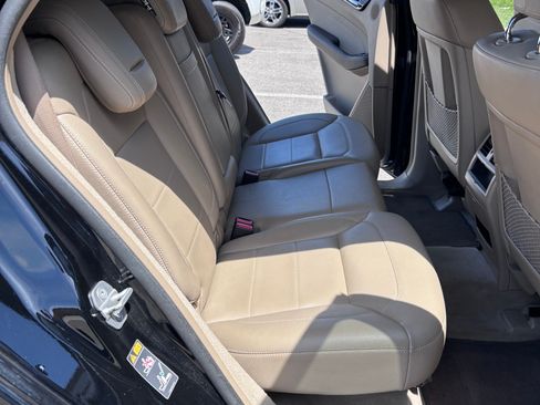 Used 2012 Mercedes-Benz ML 350 4MATIC image 17