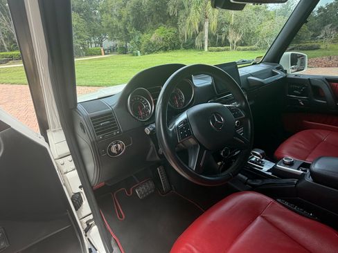 Used 2017 Mercedes-Benz G 63 AMG 4MATIC image 2