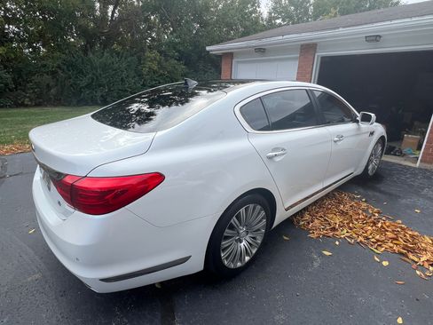 Used 2015 Kia K900 Premium w/ Interior Highline Package image 6