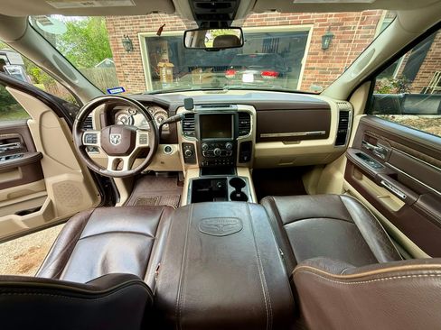 Used 2014 RAM 2500 Longhorn image 14